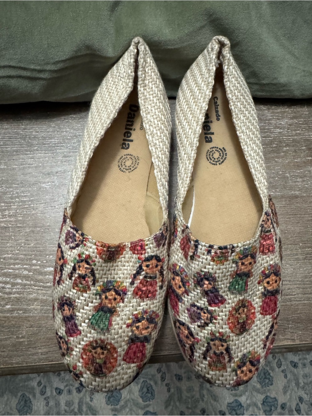 Beige Woven Slip-On Flats with Colorful Doll Motif, Mexican Muñica dolls.